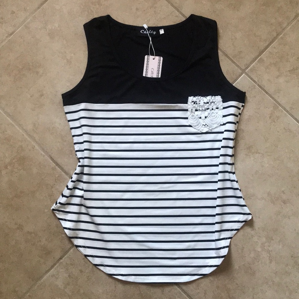 Striped tank top with lace pocket detail